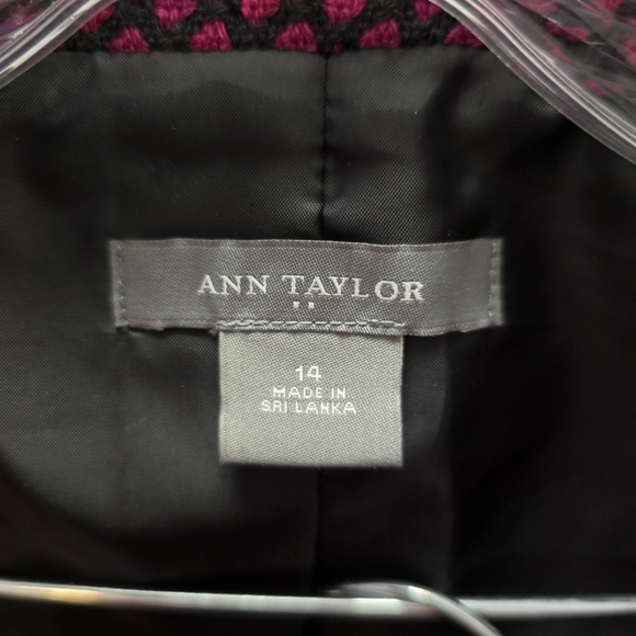 Ann Taylor Pink & Black Jacquard Skirt Suit Set Size 14 - Picture 2 of 8